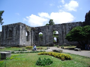 ruined church in Cartago